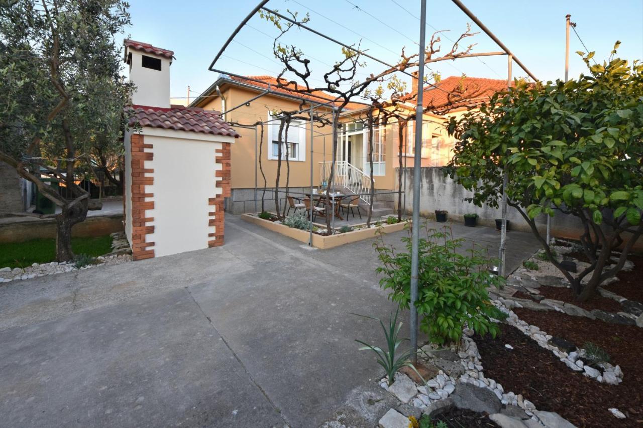 Greenvine Apartment 扎达尔 外观 照片